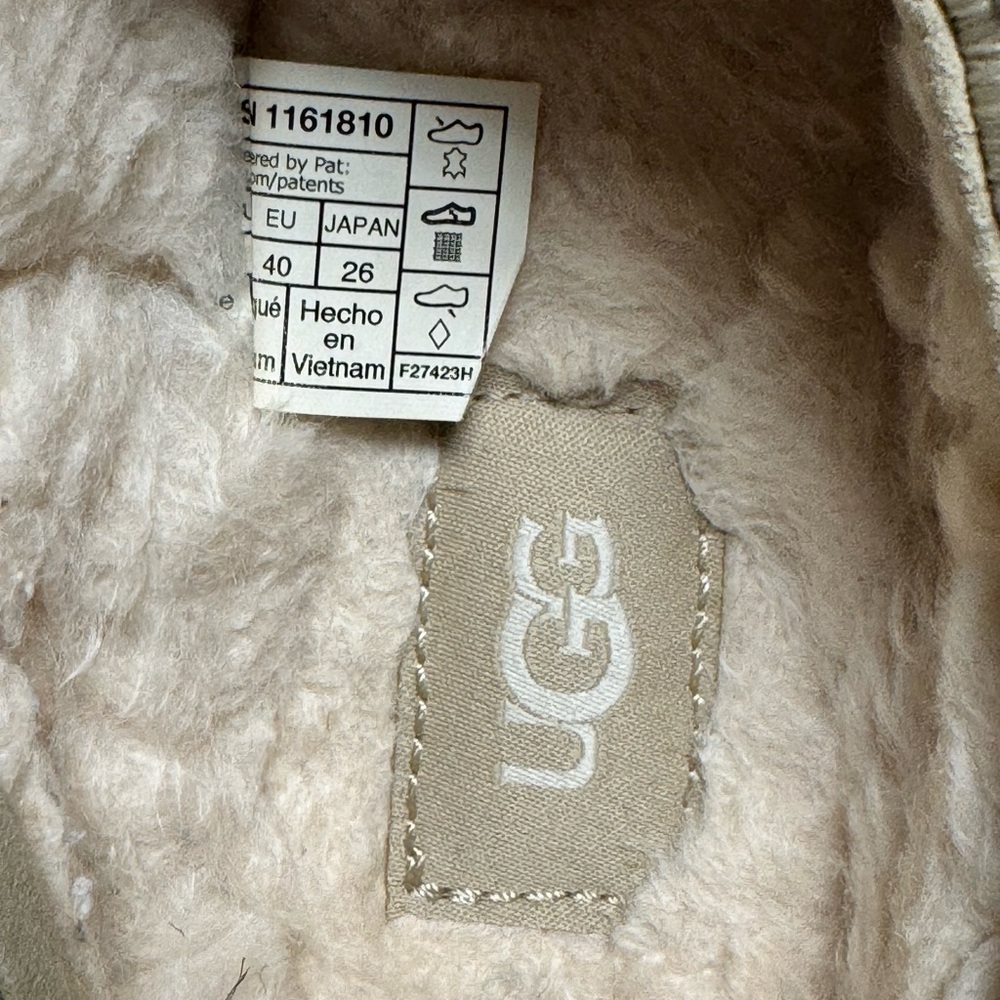 UGG Tan Women's Slippers - Picture 4 of 16